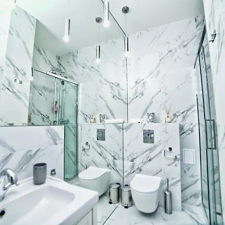 Marszalkowska Move In Premium No 1